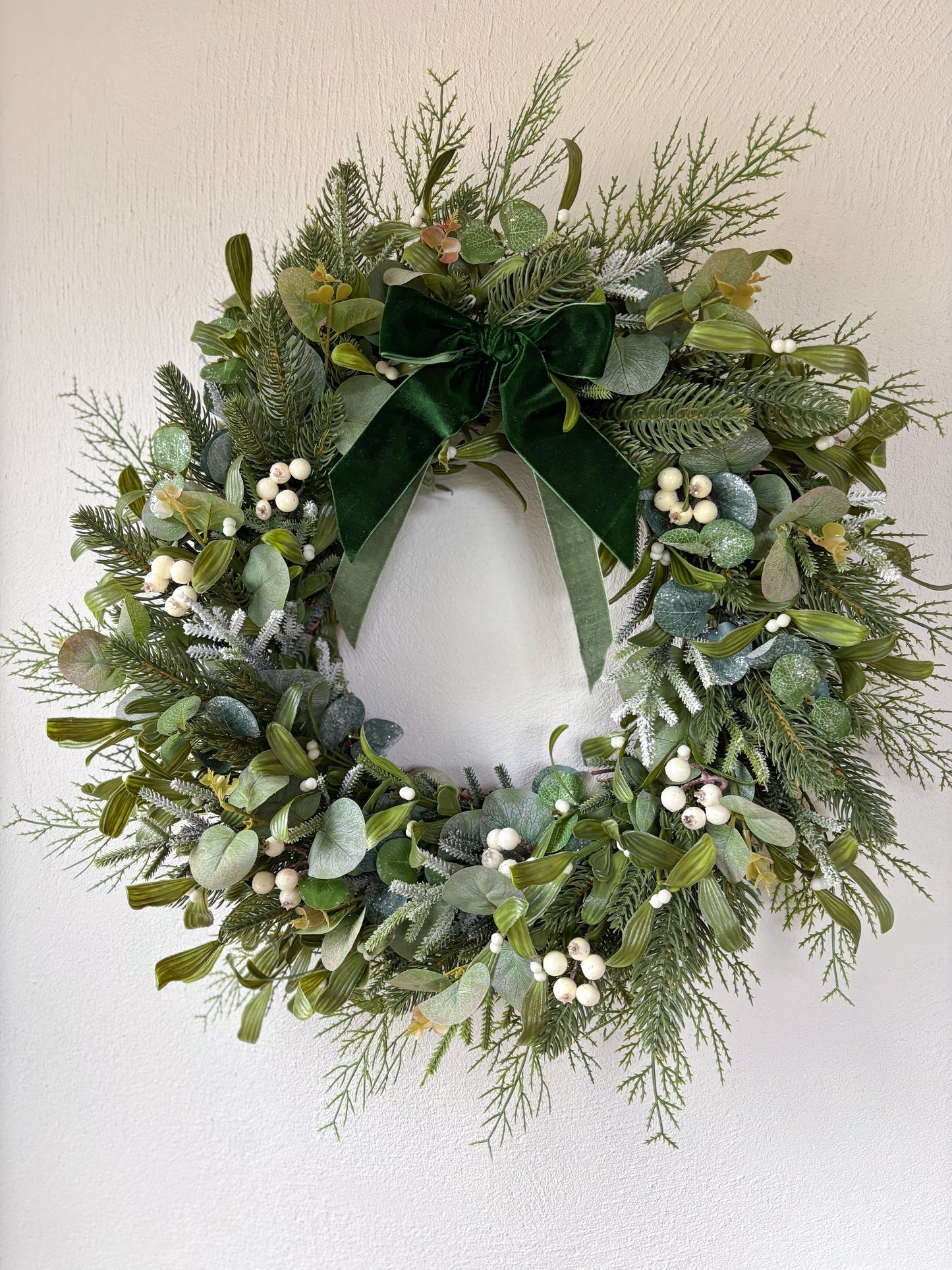 Mistletoe Christmas Wreath