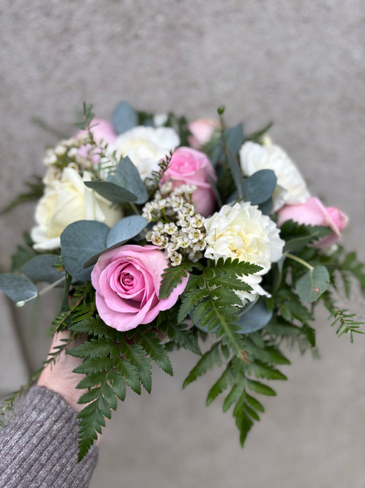 Pink & White Grave Sympathy Posy