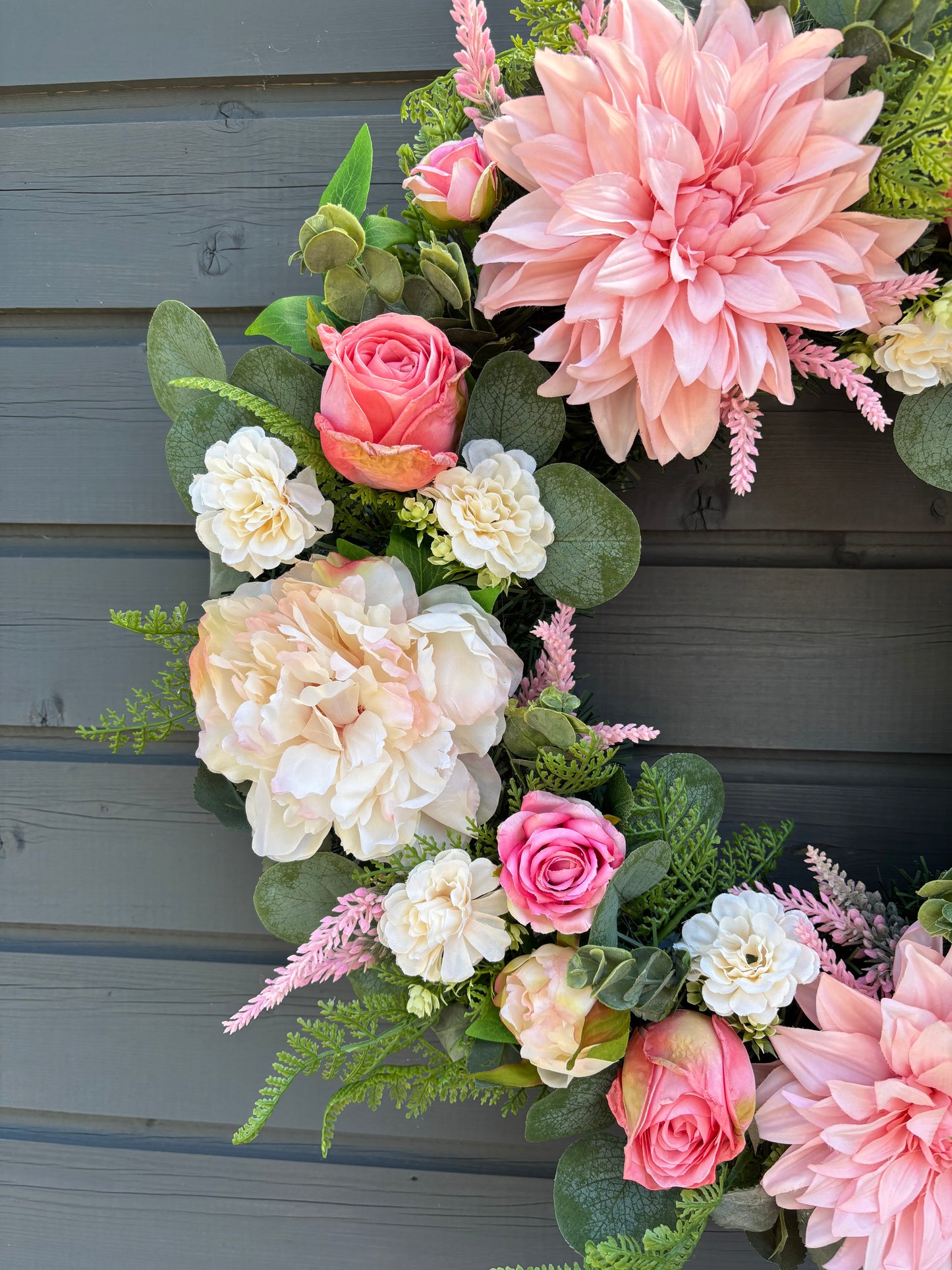 Coral Delux Wreath