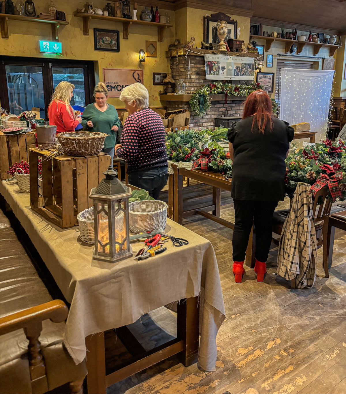 Artificial Christmas Garland Workshop - SATURDAY 28th November