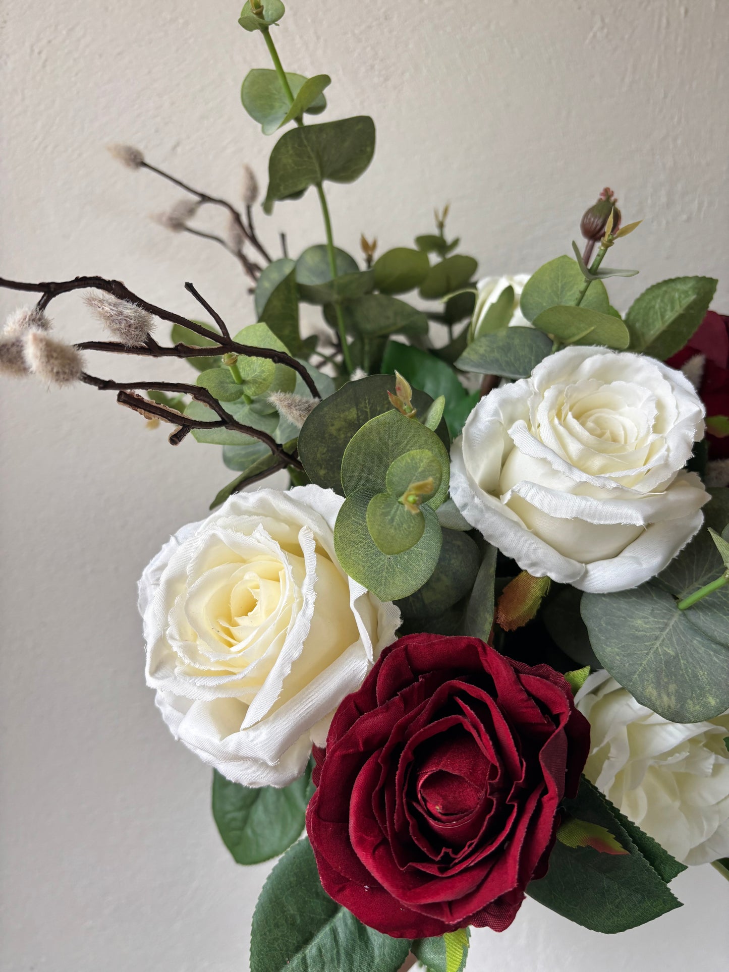 Christmas Roses Bouquet