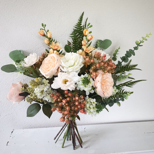 Coral Peach Bouquet