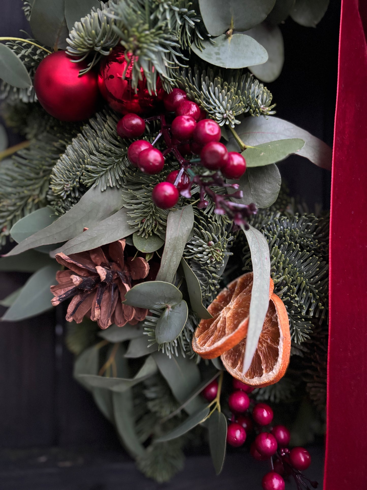 Fresh Christmas Wreath - Red