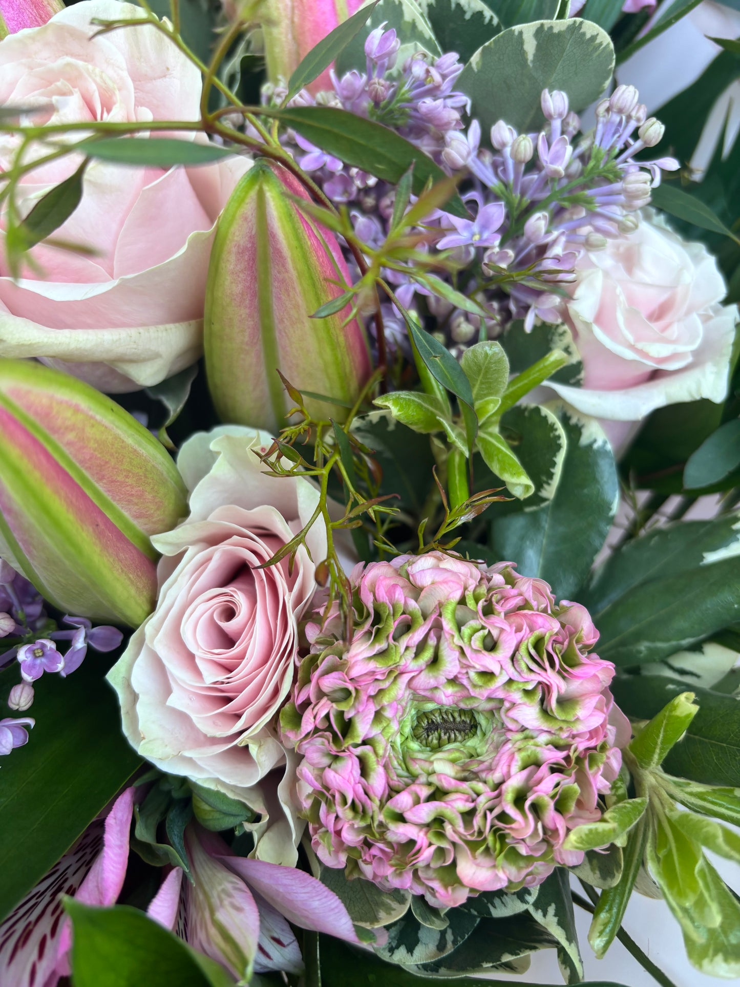 Light Pink & Green Bouquet