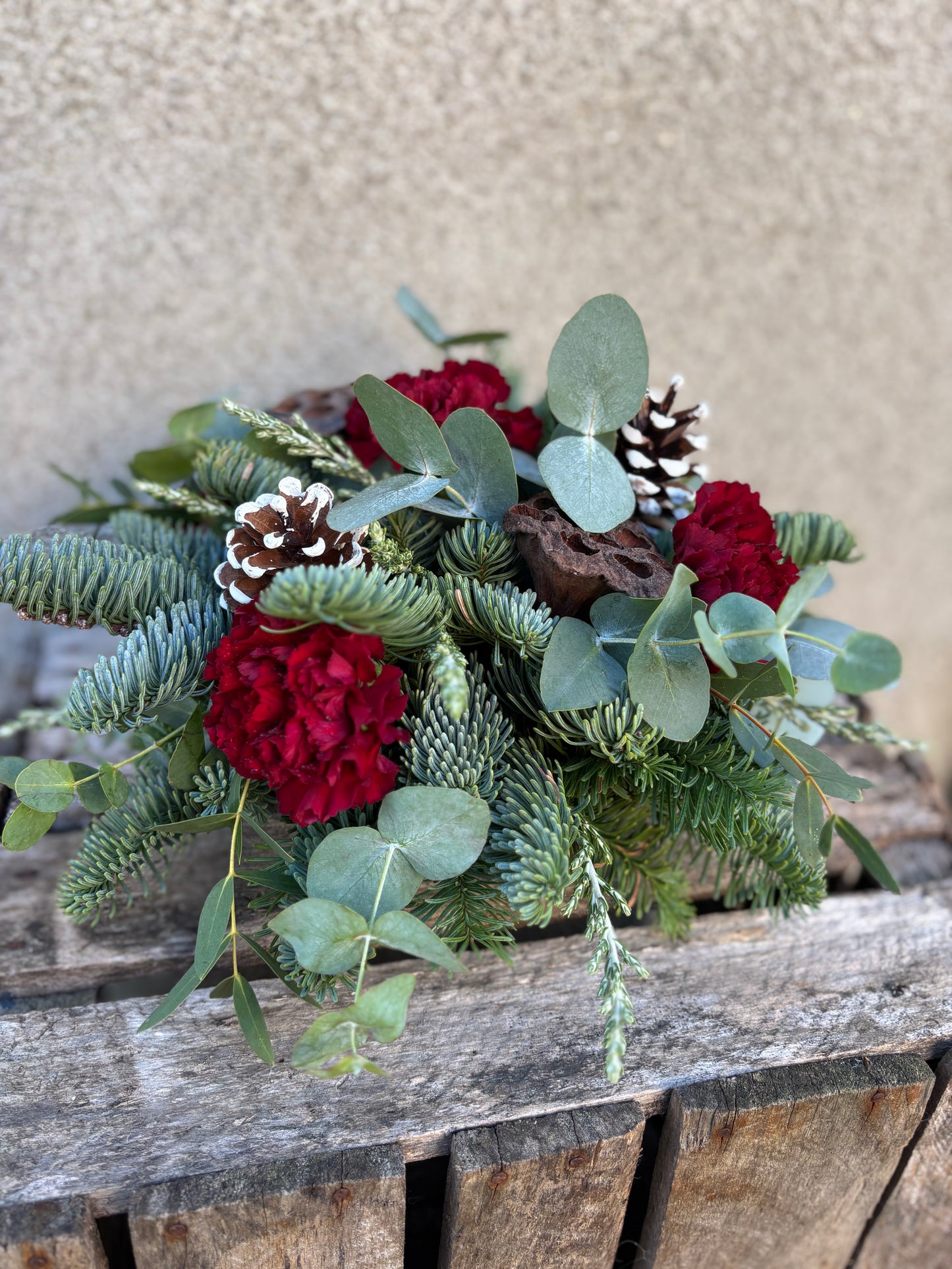 PRE-ORDER NOW - Christmas Grave Sympathy Posy