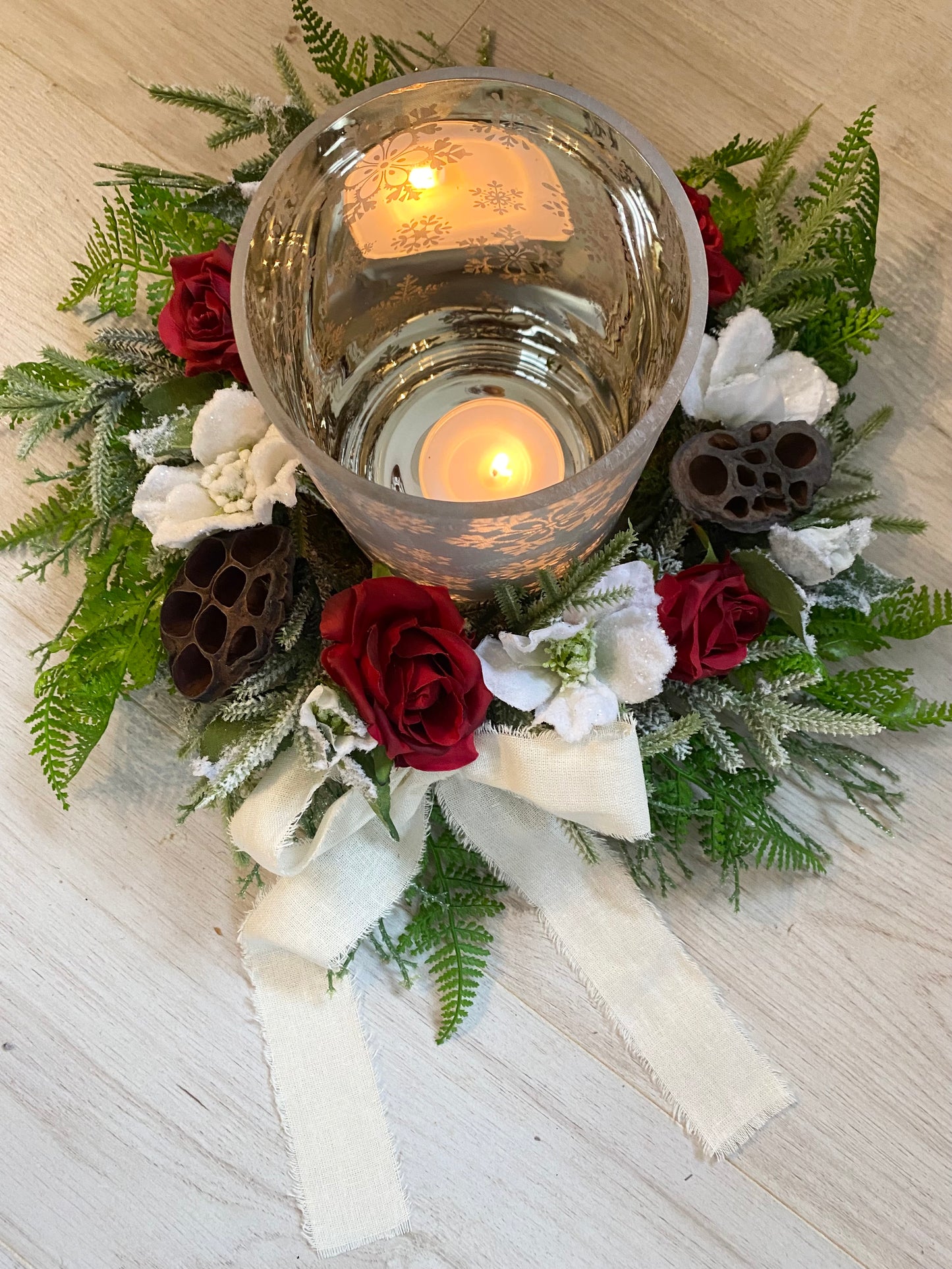 Christmas Candle Arrangement wreath