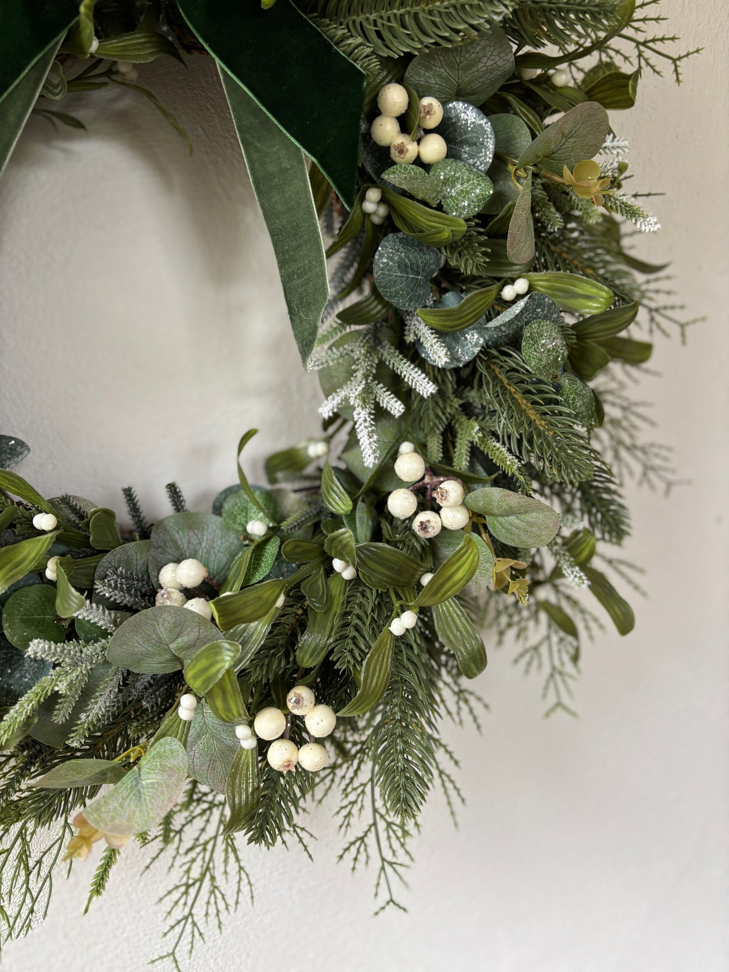 Mistletoe Christmas Wreath