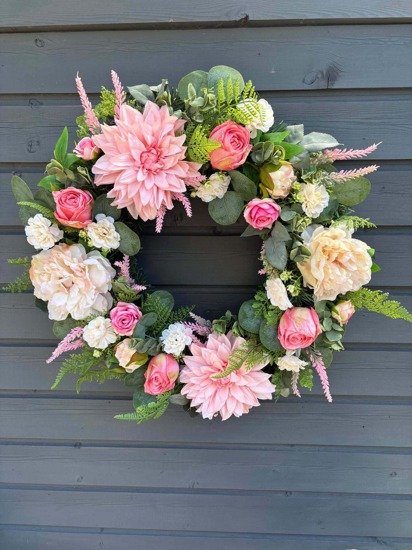 Coral Delux Wreath