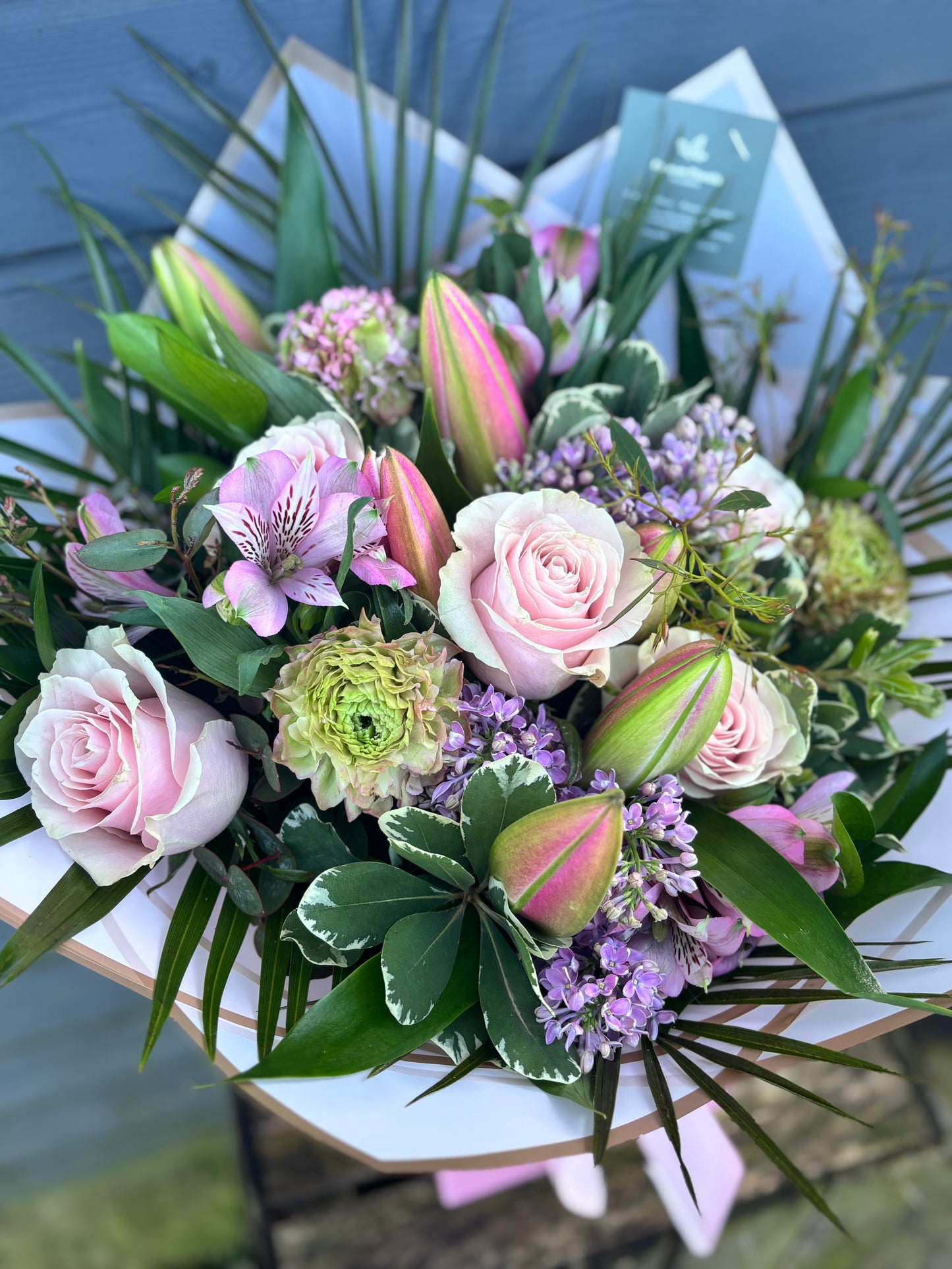 Light Pink & Green Bouquet