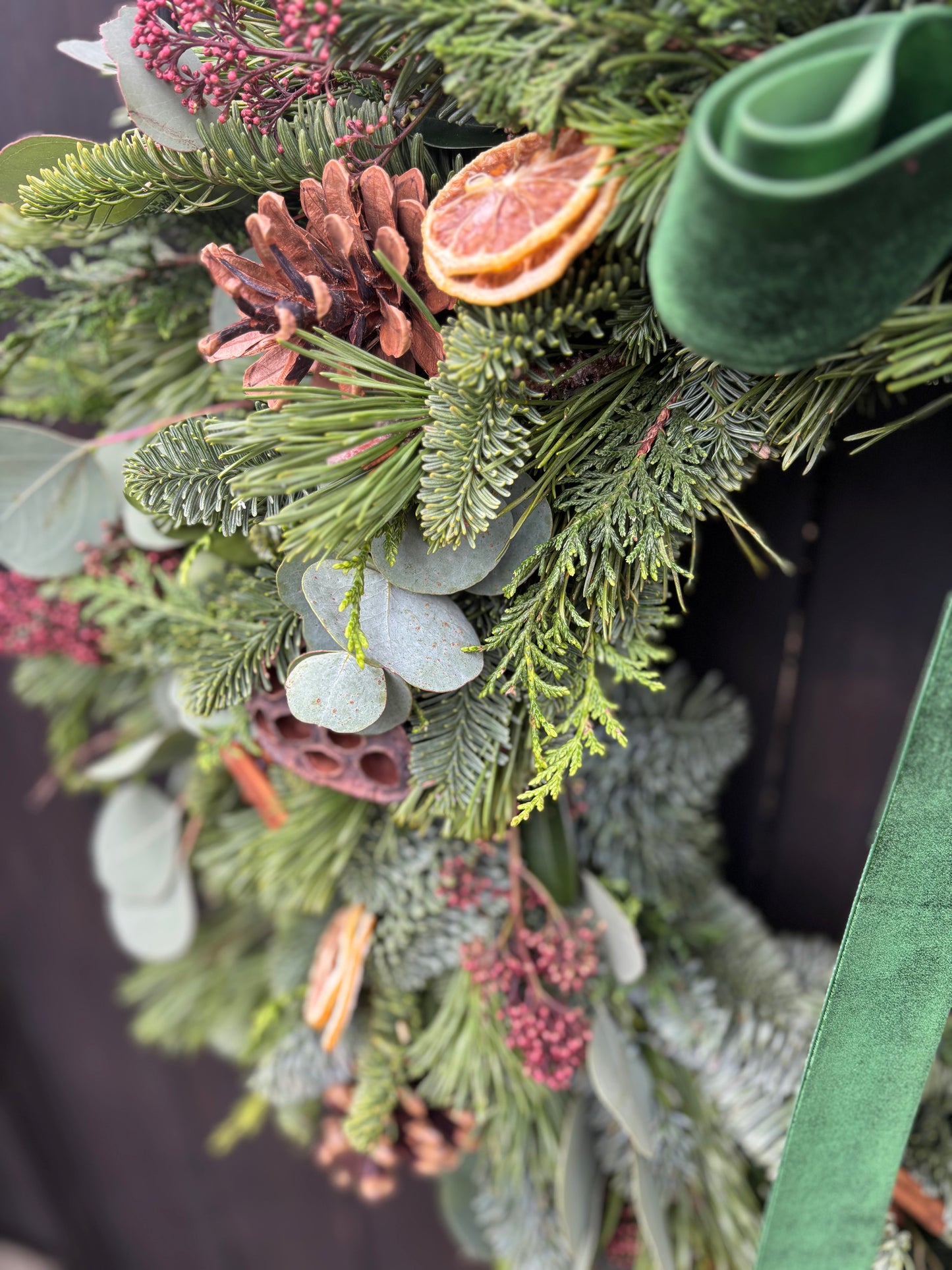 Large Deluxe Fresh Christmas Wreath